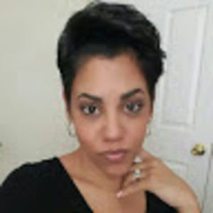 Meet your Posher, Yesenia